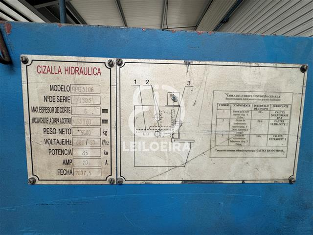 Fotografia de equipamento: Guilhotina - Lote 19