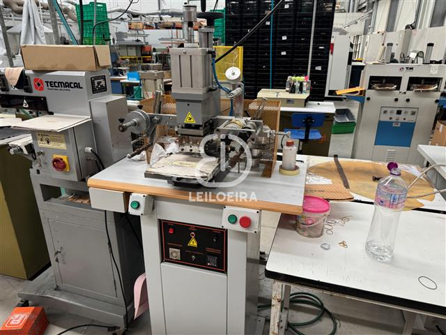 Fotografia de equipamento: Máquina de timbrar - Lote 21