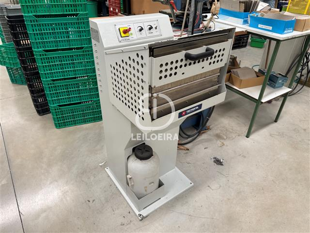 Fotografia de equipamento: ­Forno - Lote 30